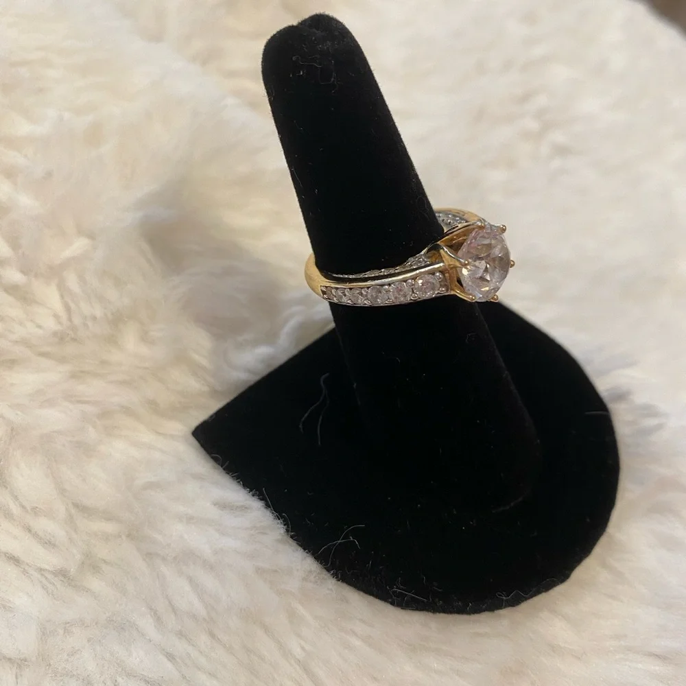 Remy Rotenier for Bella Luce “Tulip” ring - Picture 8 of 8